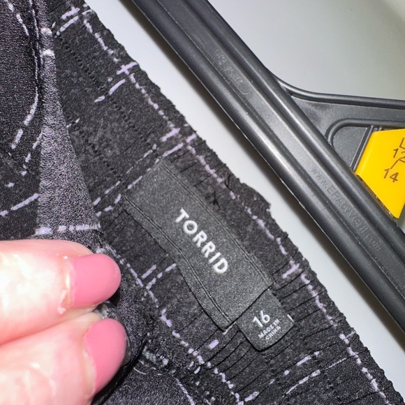 Torrid Plus Size High Rise Crepe Wide Leg Palazoo Pants Sz 16 regular - Picture 6 of 13